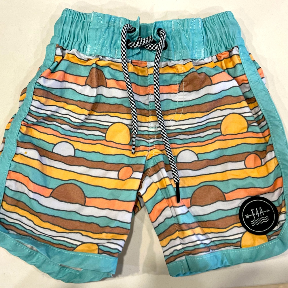 FEATHER 4 ARROW BABY BOYS BOARDSHORTS